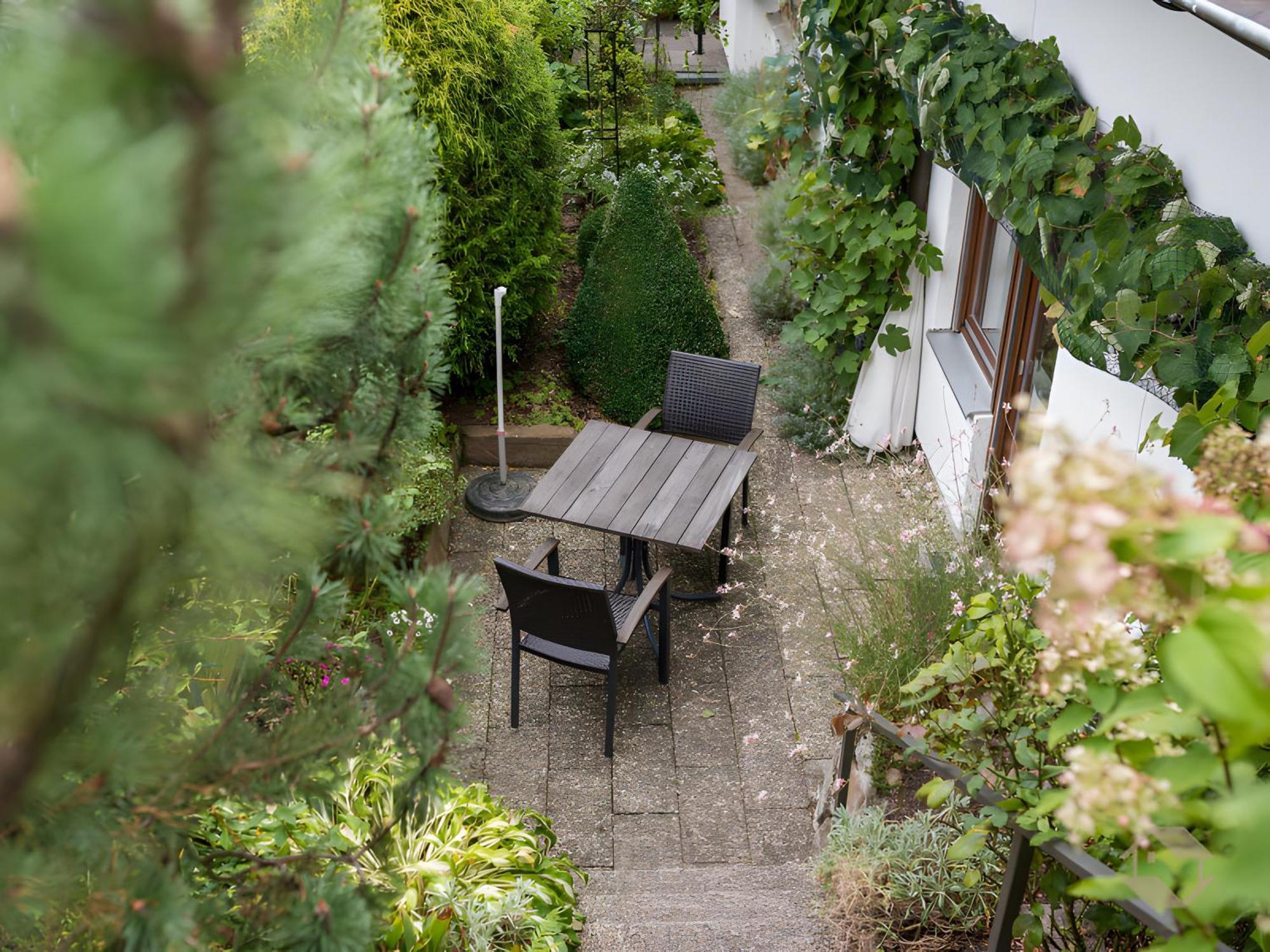 Haus Bergfrieden Apartment Bad Herrenalb Exterior photo